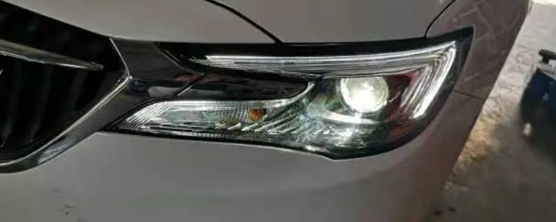 别克gl6大灯型号